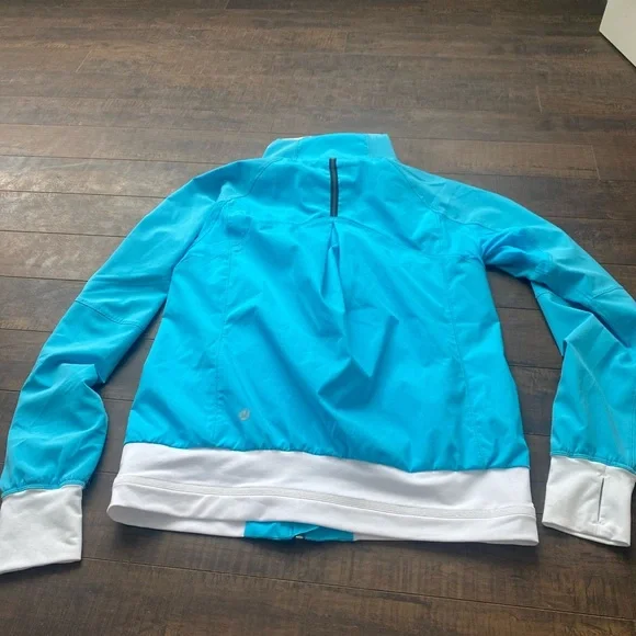 Lululemon Run Track Attack jacket - Picture 9 of 12